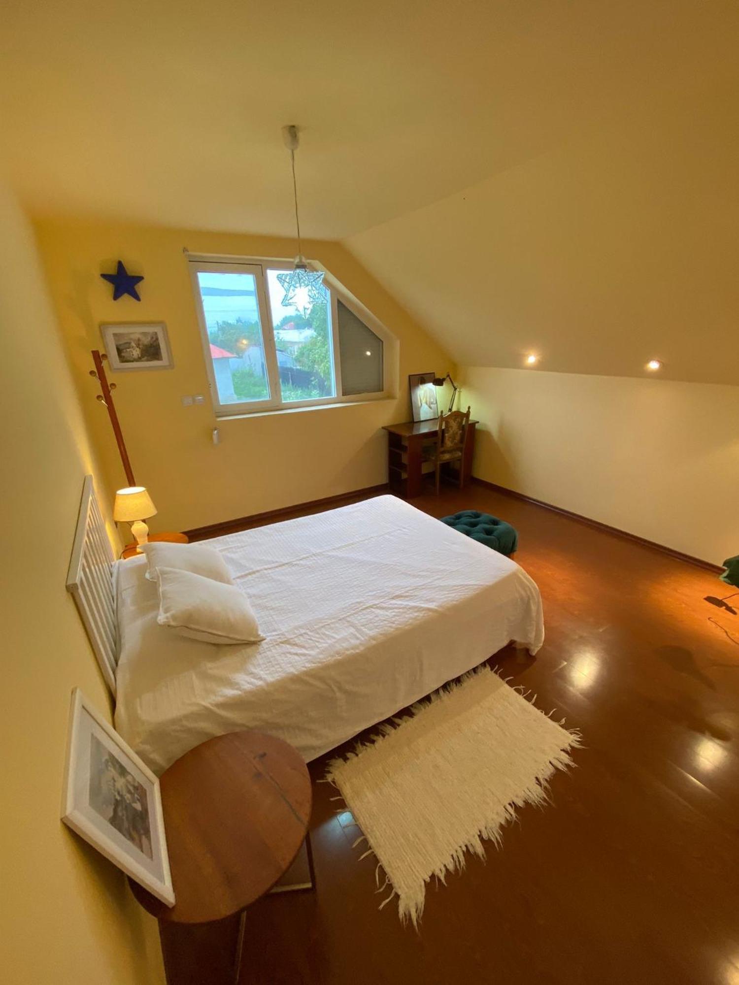 Cosy Bedroom For 2 With Balcony In A Family Villa Turnu Măgurele Exteriér fotografie